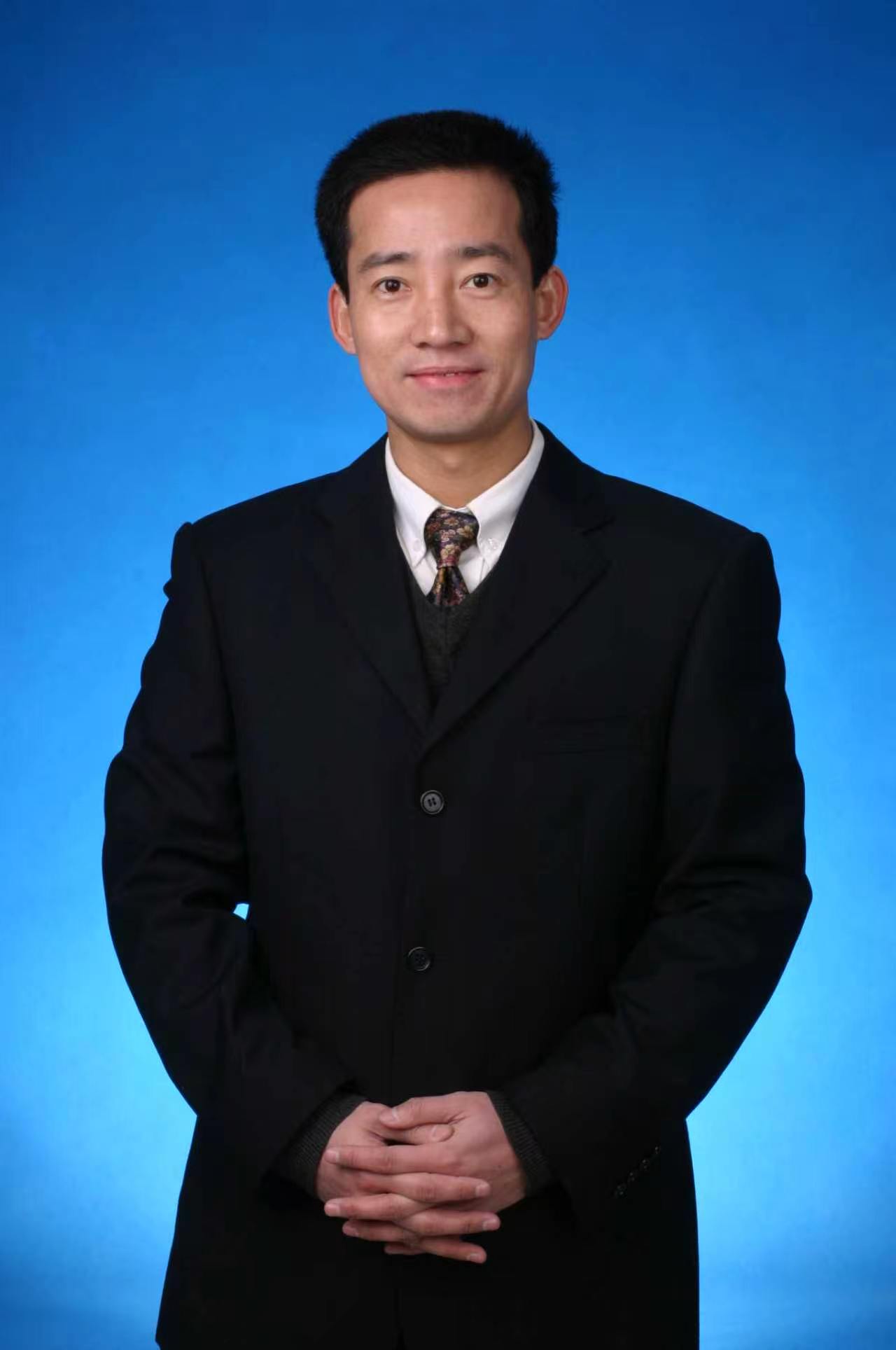 冯彦